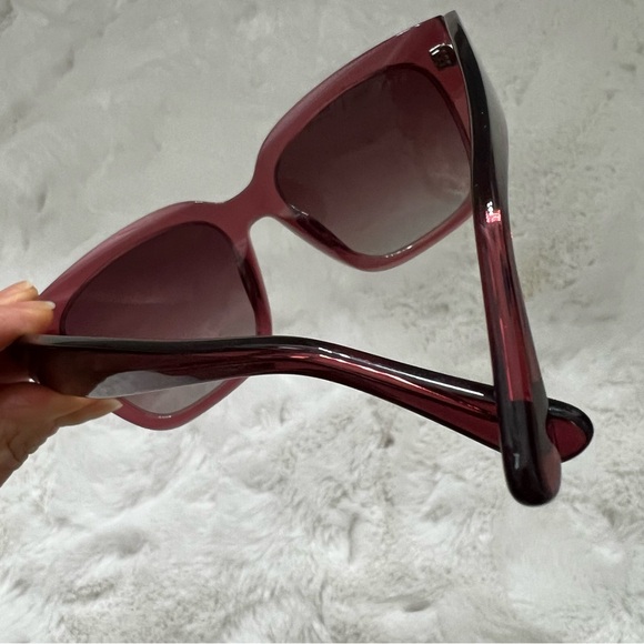 DIFF Eyewear Bella II in Mulberry Wine Gradient main image 13